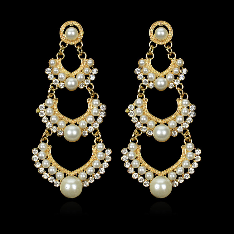 Chandelier earrings