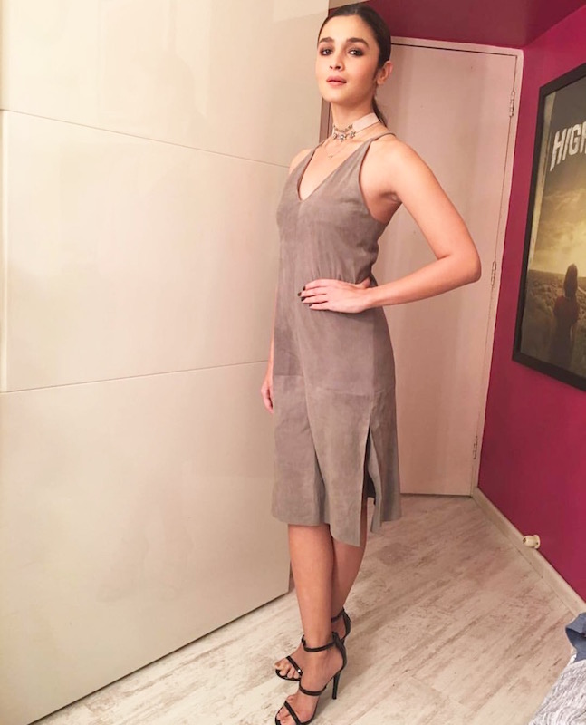 alia bhatt in western dress