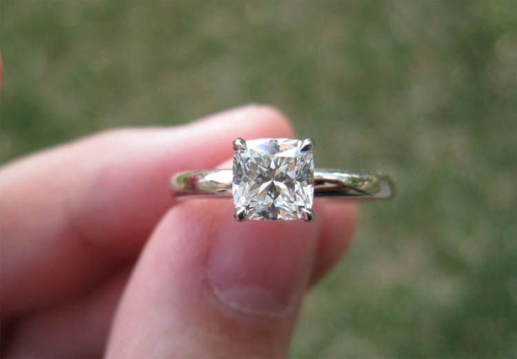 Cushion cut