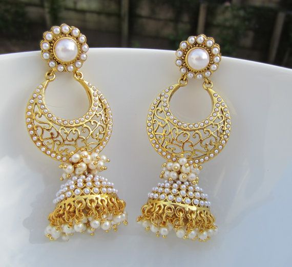 Pearl earrings