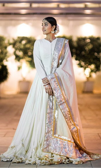 Check out her Anarkali dress!