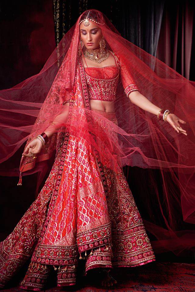 A Tarun Tahiliani creation