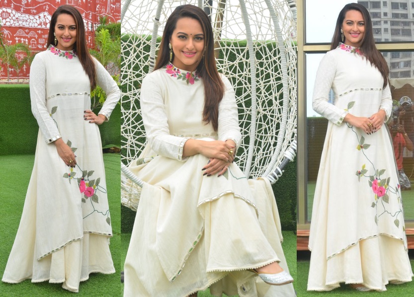 Sonakshi's Look