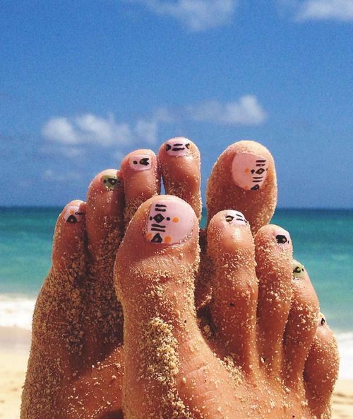 Perfect For Beach Toe Nail Art