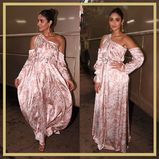 Ileana's look!