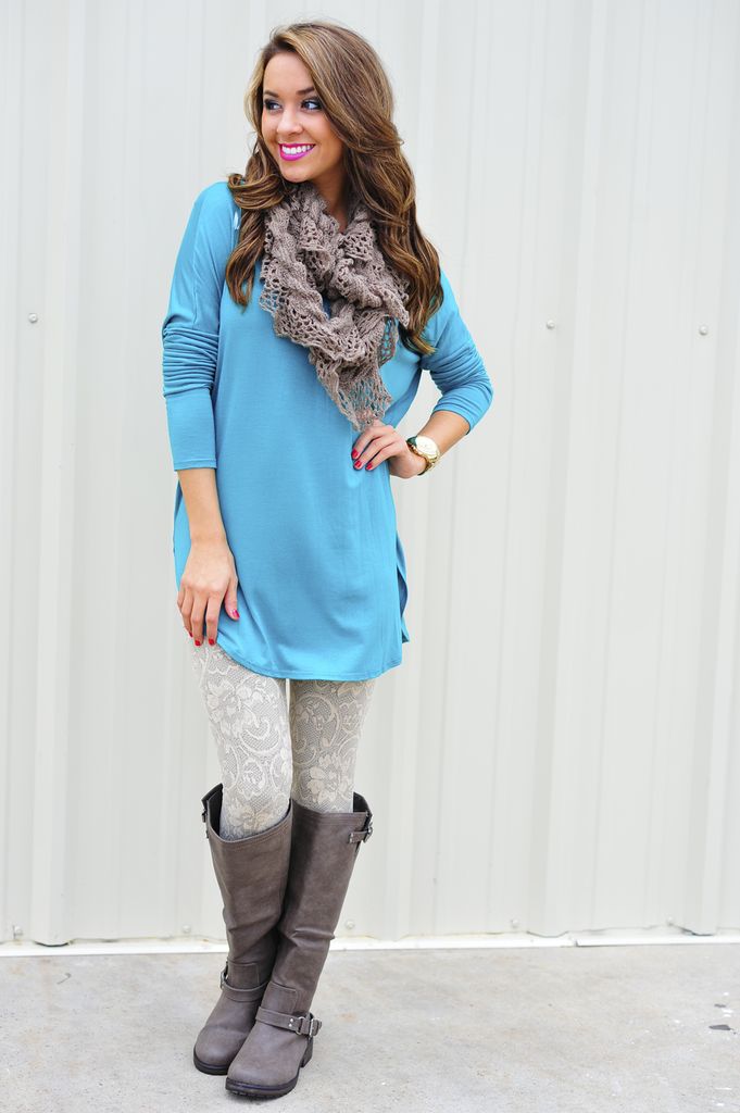Color leggings with boots